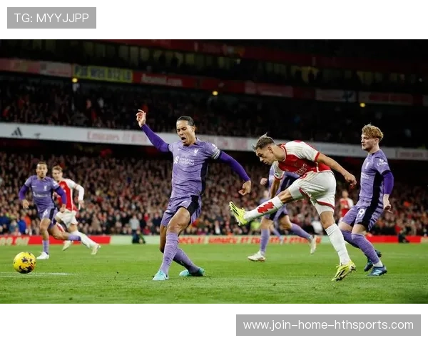 切尔西前场组合的默契突围：多次突破阿森纳防线