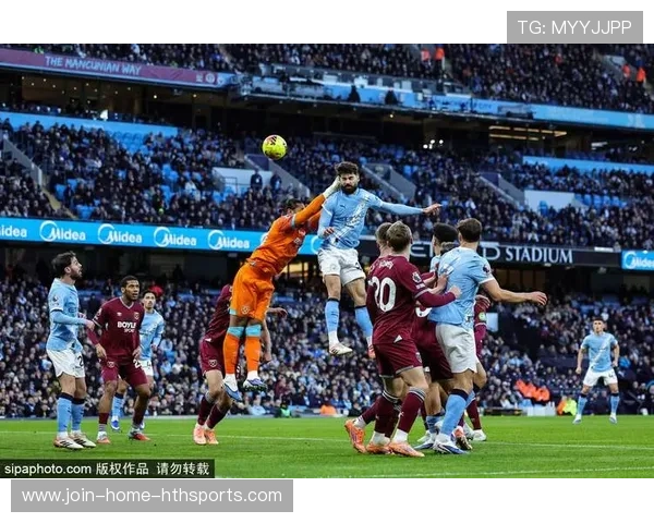 曼城中场抢断后直塞练习：一脚直塞入禁区成周练目标